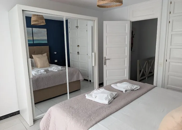 Elegance Duplex Parque Santiago2 *